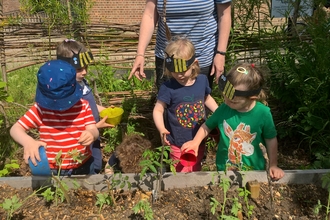 Children gardening at Walthamstow Wetlands